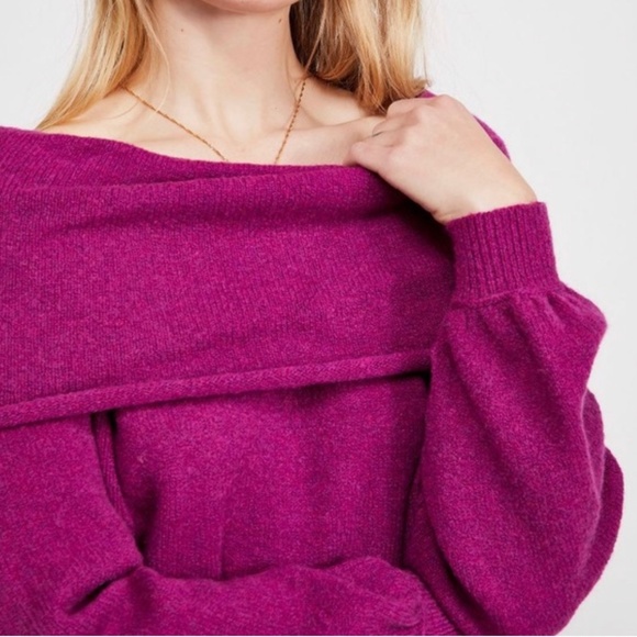 Free People Echo Beach Cowl Neck Wool Blend Sweater In Magenta Size S - Picture 3 of 15